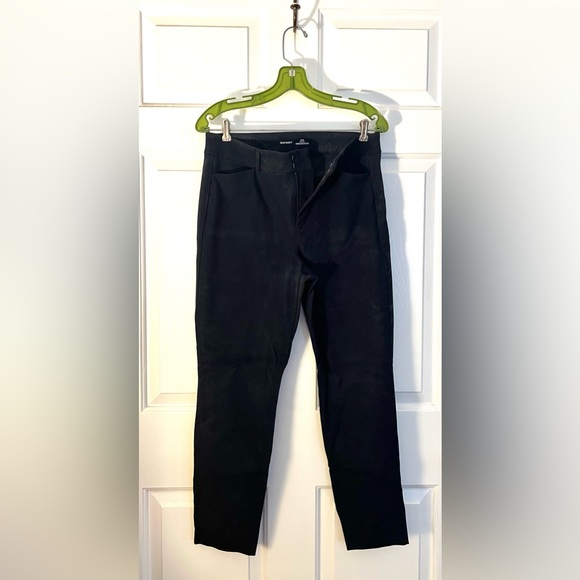 Old Navy pixie high rise pants. - Picture 4 of 4